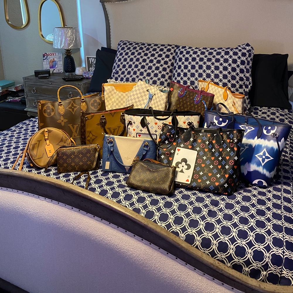 Just sharing my Louis Vuitton collection.